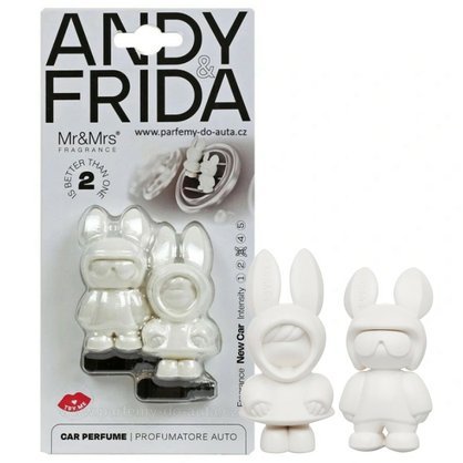 mr-mrs-andy-frida-vune-do-auta-new-car.jpg