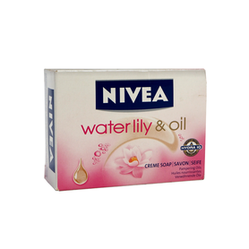 NIVEA Water Lily & Oil tuhé mýdlo 100 g